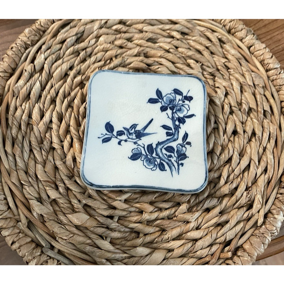 Vintage Otagiri Japan Asian Blue White Trinket Dish Set of 2 Porcelain Floral - Picture 6 of 9